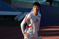 Photo report: DPR Korea national football team held a training session before the match with the Turkmenistan