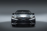 Изображения: Обновлённая Toyota Camry 2021 модельного года