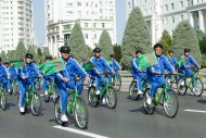 Ashgabat hosts mass bike ride timed to coincide with World Bicycle Day