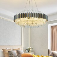 Fotoreport: Variety of chandeliers and lamps in Bossan concept stores