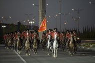 Фоторепортаж: Военный парад по случаю 75-й годовщины Победы в Великой Отечественной войне 1941-1945 годов в Ашхабаде