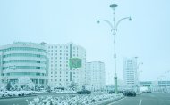 Suratlar: Gara bürenen Aşgabat