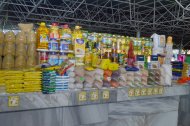 Фоторепортаж:  Широкий ассортимент доступных и высококачественных продуктов питания на рынках Туркменистана