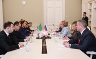 Dunyagozel Gulmanova met with Valentina Matvienko