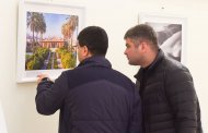 An exhibition of works by artists and artisans of Iran opened in Ashgabat