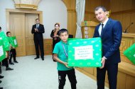 Photo report: Turkmenistan national football team (U-12) rewarded with valuable gifts in Ashgabat 