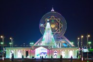 Photo story: The main Christmas tree of the country lit up in Turkmenistan