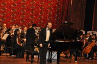 Photo report: Piano concert by Italian Roberto Prosseda in Ashgabat