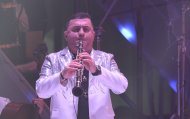 Fotoreportaž: Arsen Şahuns Aşgabatda baýramçylyk konsertini berdi