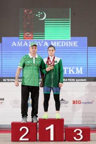 Weightlifter Medine Amanova won three gold medals at the 2023 Youth World Weightlifting Championships in Albania