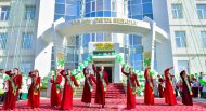 Фоторепортаж: Во всех школах Туркменистана прозвенел «Последний звонок»