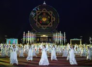 Photo story: The main Christmas tree of the country lit up in Turkmenistan