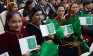 Photoreport from the ceremonial presentation of passports to new citizens of Turkmenistan