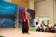 Turkmen fashion and products of entrepreneurs at the last exhibition UIET-2024