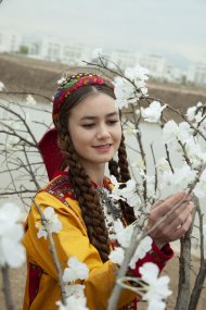 Türkmenistanda Halkara Nowruz güni giňden bellenildi