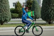 Ashgabat hosts mass bike ride timed to coincide with World Bicycle Day