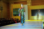 Photoreport: Fashion show of Uzbek clothes from the Sharq Liboslari design center in Turkmenistan