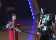 Photo report from the concert of Nyusha and Olga Shultheis in Ashgabat