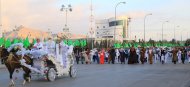 Fotoreportaž: Türkmenistanda Täze ýyl arçalarynyň yşyklary ýakyldy