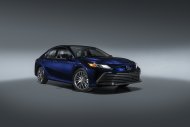 Изображения: Обновлённая Toyota Camry 2021 модельного года