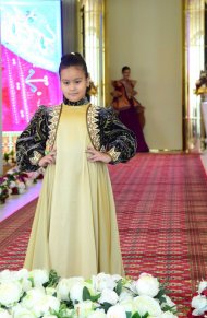 Fashion Week 2022 dedicated to Turkmeinstan Independence Day continues in Ashgabat