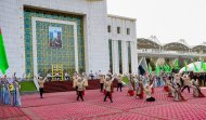 Spring racing season starts in Turkmenistan