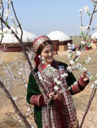 Türkmenistanda Milli bahar baýramy — Halkara Nowruz güni giňden bellenilýär