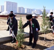 Fotoreportaž: Aşgabatda Parahat-7/3 ýaşaýyş toplumynda köp gatly jaýlaryň dördüsiniň açylyş dabarasy boldy