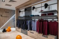 The Arkach Business Center has been replenished with a fashion boutique: Fabi, Moreschi, Paul & Shark and Zegna are now available in one place