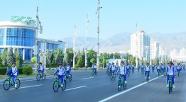 Photoreport from the mass bike ride in Ashgabat on the occasion of the World Bicycle Day