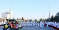 Photo story: The main Christmas tree of the country lit up in Turkmenistan