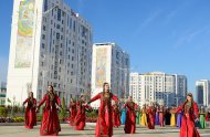 Photoreport: More than a thousand families celebrated a housewarming in a new residential area of Ashgabat