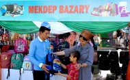 School bazaars of Turkmenistan offer a wide range of goods by the beginning of the school year