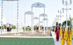 Gurban baýramy mynasybetli 8-nji iýundaky dynç güni 9-njy iýuna geçirildi