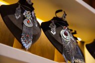 Miras Jewellery: siz barada sessiz gürrüň berjek şaý-sepler