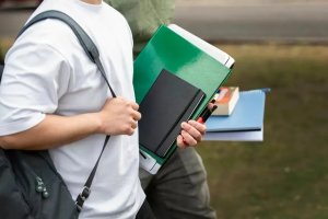 Canadian Zoomers are taught everyday skills in special courses