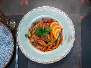 Food delivery from Altyn Çaýhana: fast, convenient, delicious
