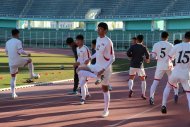 Photo report: DPR Korea national football team held a training session before the match with the Turkmenistan