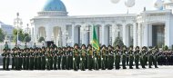 Fotoreportaž: Aşgabatda Türkmenistanyň Ýaragly Güýçleriniň dabaraly harby ýörişi geçirildi