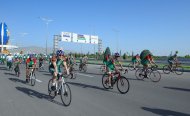 Mass bike ride in honor of World Bicycle Day in Ashgabat