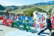 Okuwçylaryň gyşky dynç alyş günlerinden fotoreportaž