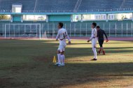 Fotoreportaž: Futbol boýunça KHDR-nyň milli ýygyndysynyň Türkmenistan bilen boljak duşuşykdan öňki türgenleşigi 