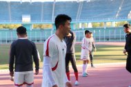 Photo report: DPR Korea national football team held a training session before the match with the Turkmenistan