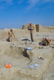 An open-air seminar was held at the ancient settlement of Paryzdepe in Turkmenistan