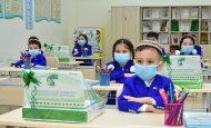 Photoreport: Ashgabat first-graders received computers from the President of Turkmenistan for the New Year