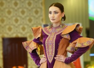 Aşgabat halkara moda görkezilişini kabul eder