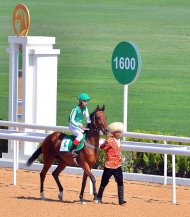 Photoreport: The best rider-mentor was awarded a valuable prize from the President of Turkmenistan