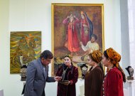 An exhibition of artists from Iran and Turkmenistan has opened in Ashgabat