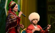 A concert dedicated to Makhtumkuli Fragi was held at the Mukams Palace in Ashgabat