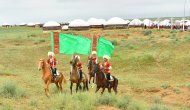 Фоторепортаж: В Туркменистане широко отметили Новруз